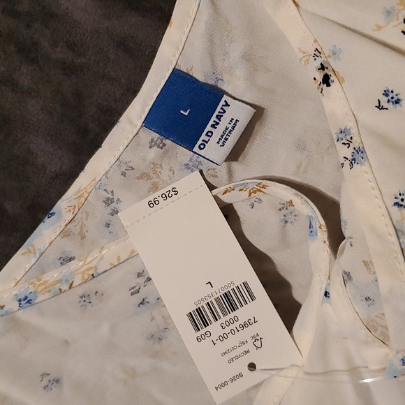 NWT Old Navy floral shirt - Picture 5 of 6